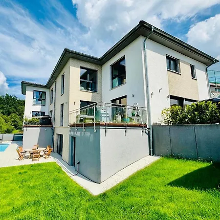 بيت للعطل We-home