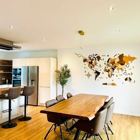 بيت للعطل We-home فيتسلار